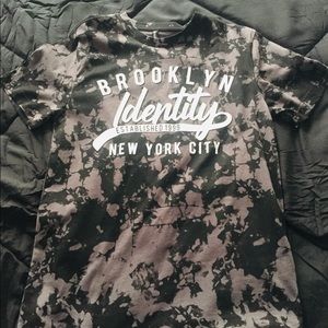 Identity t-shirt/Brooklyn